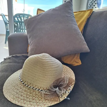 Areias Sol Apartment *